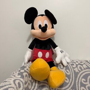 Disney 21.25 inch Mickey Mouse Plush NWT jumbo plushy stuffed animal
